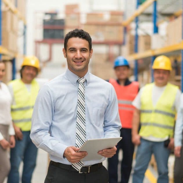 Оценка деятельности команды склада: как стабилизировать работу в условиях экономического кризиса и найти возможности для роста